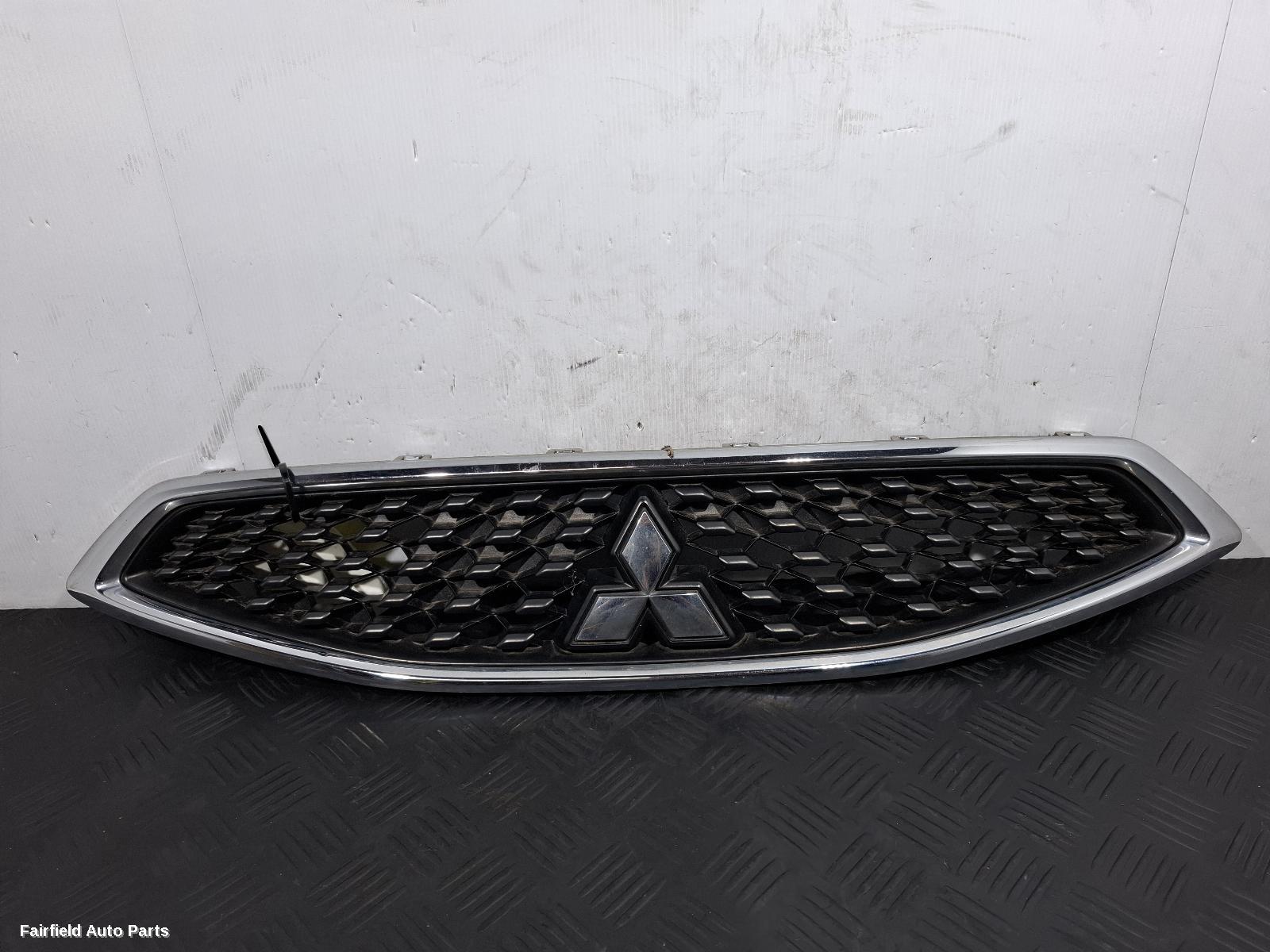 2016-2020 Mitsubishi Mirage Grille