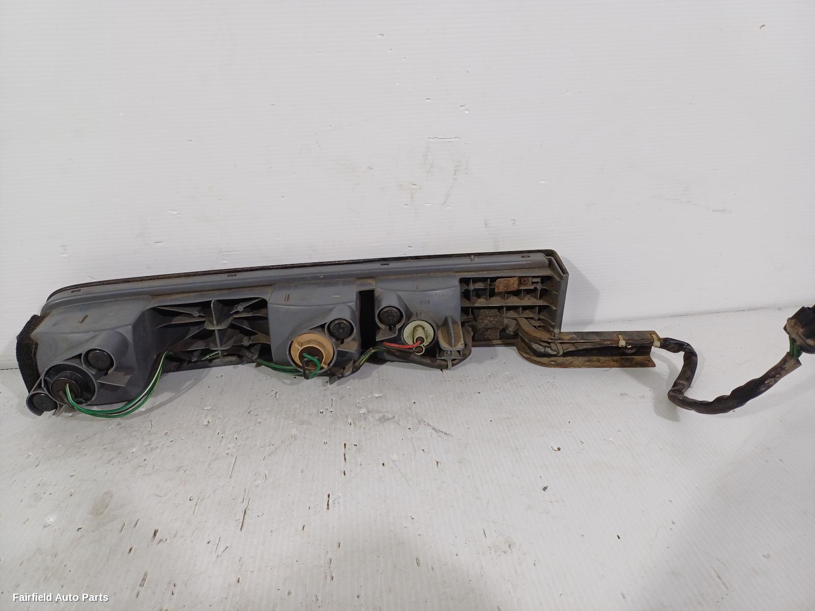 2002-2005 Nissan Cube Right Taillight