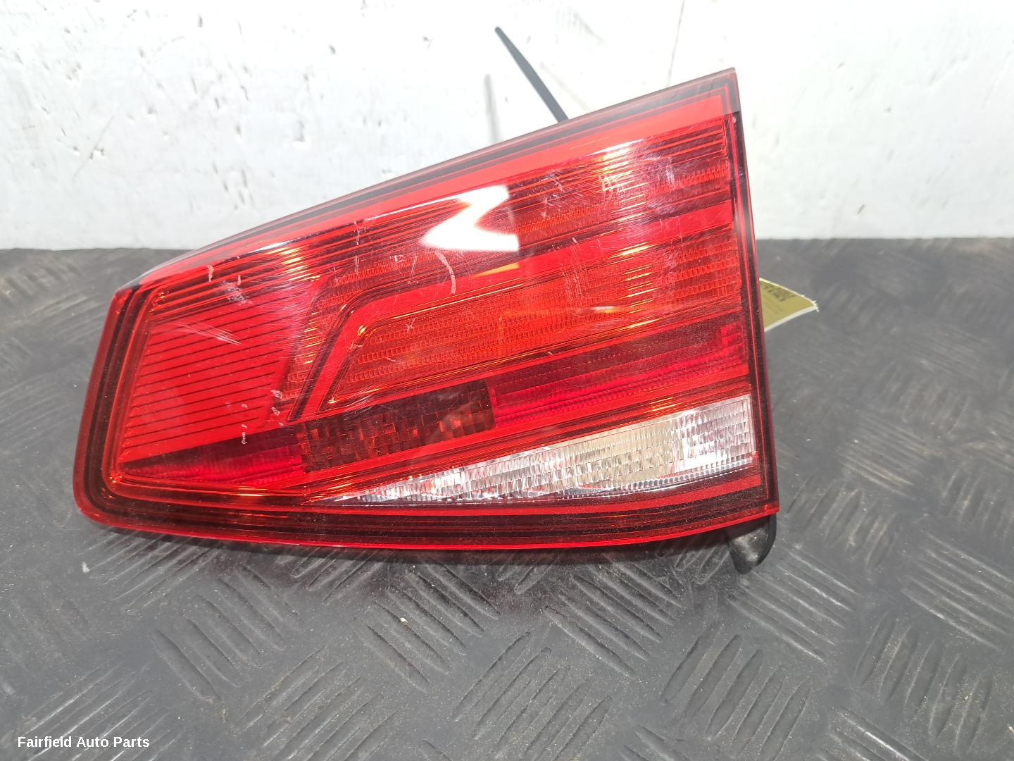 2015-2019 Volkswagen Passat Rear Garnish