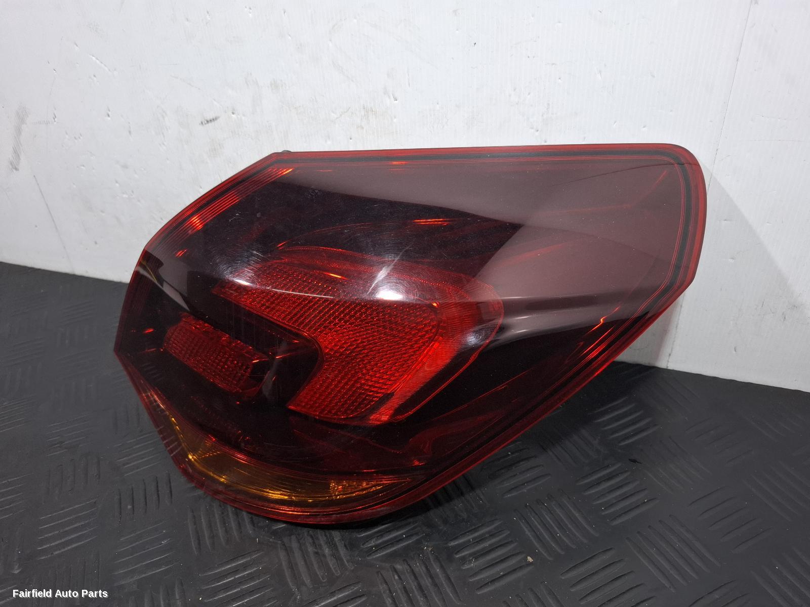 2012-2013 Opel Astra Right Taillight