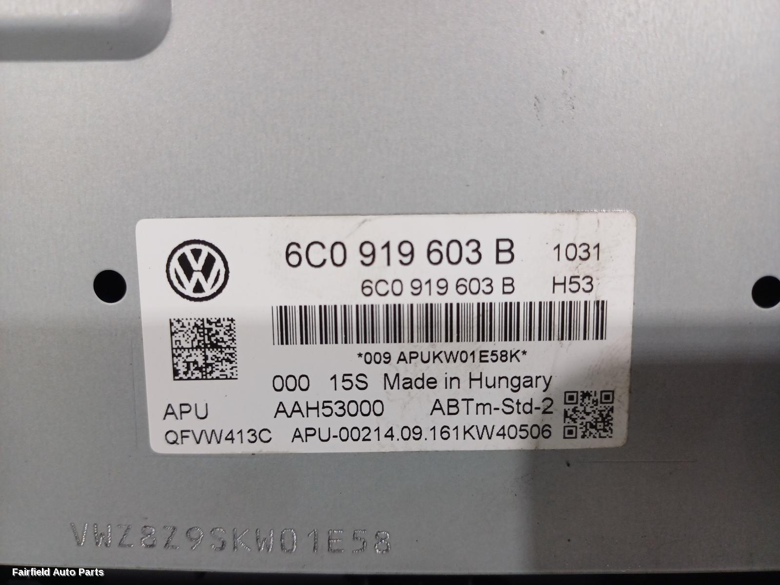 2010-2017 Volkswagen Polo Radio Cd Dvd Sat Tv