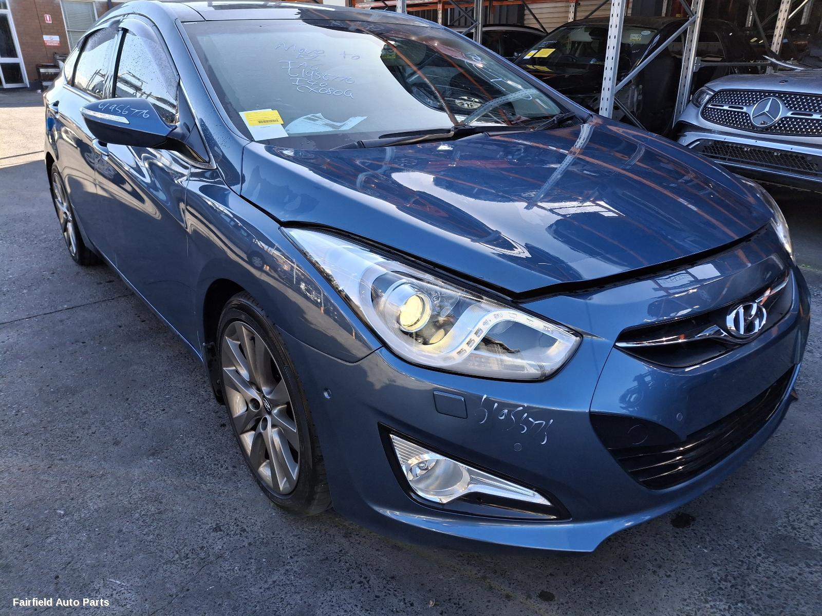 2015 Hyundai I40 Radiator Support