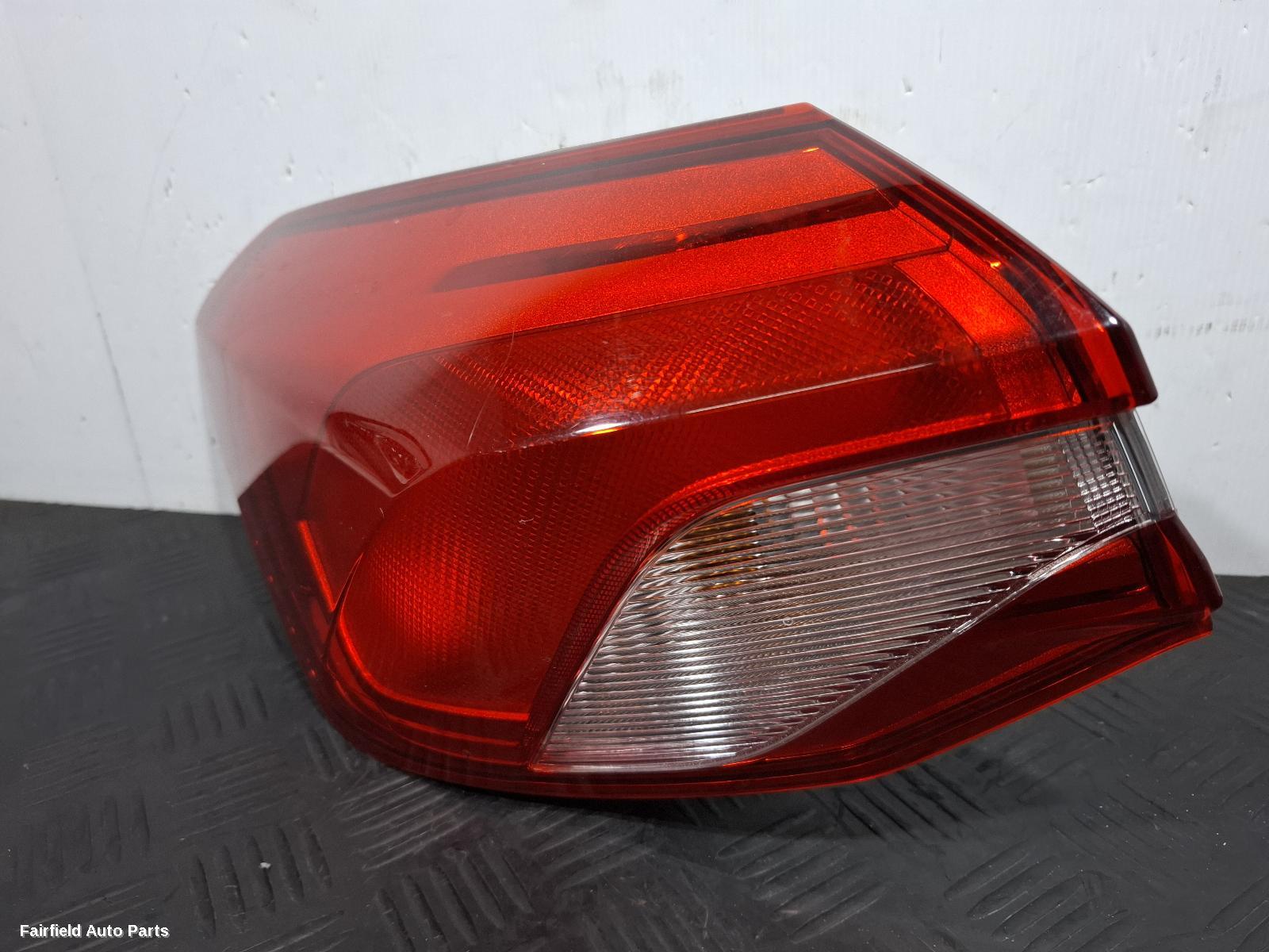 2018-2022 Ford Focus Left Taillight