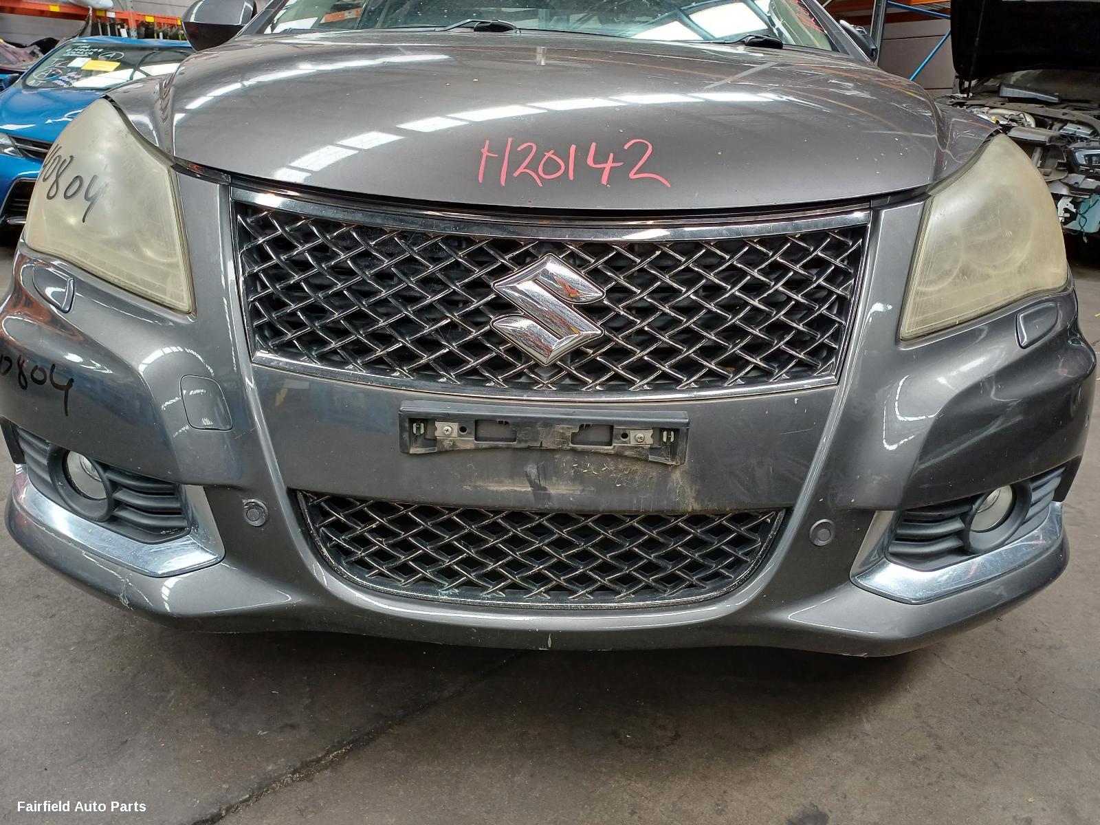 2010 Suzuki Kizashi Right Rear Door Sliding