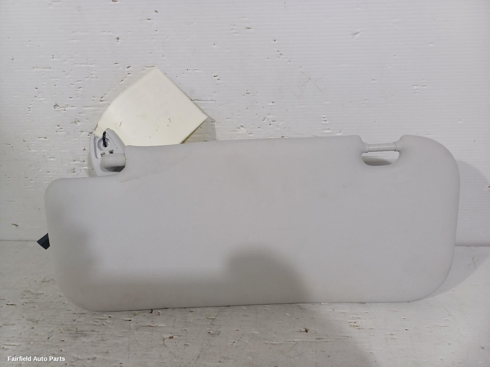 2017 Fiat 500x Sunvisor