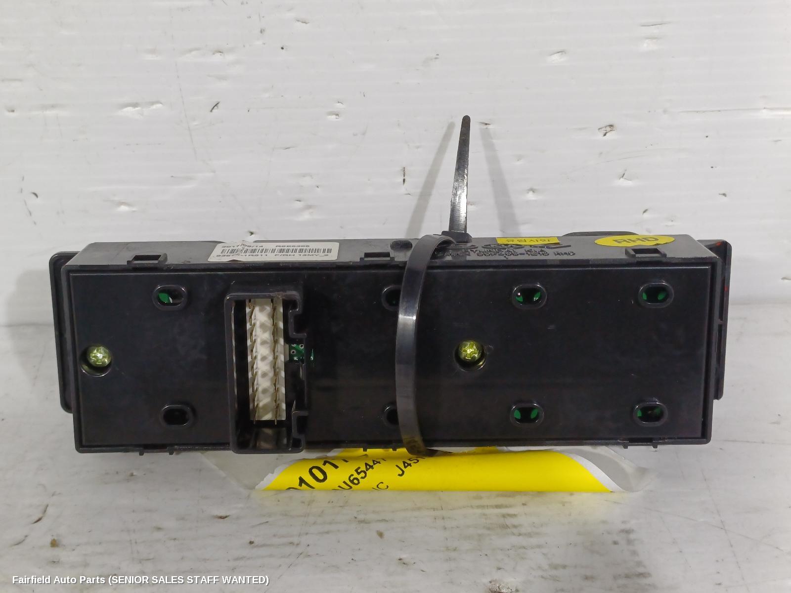 2018 Hyundai Accent Pwr Dr Wind Switch