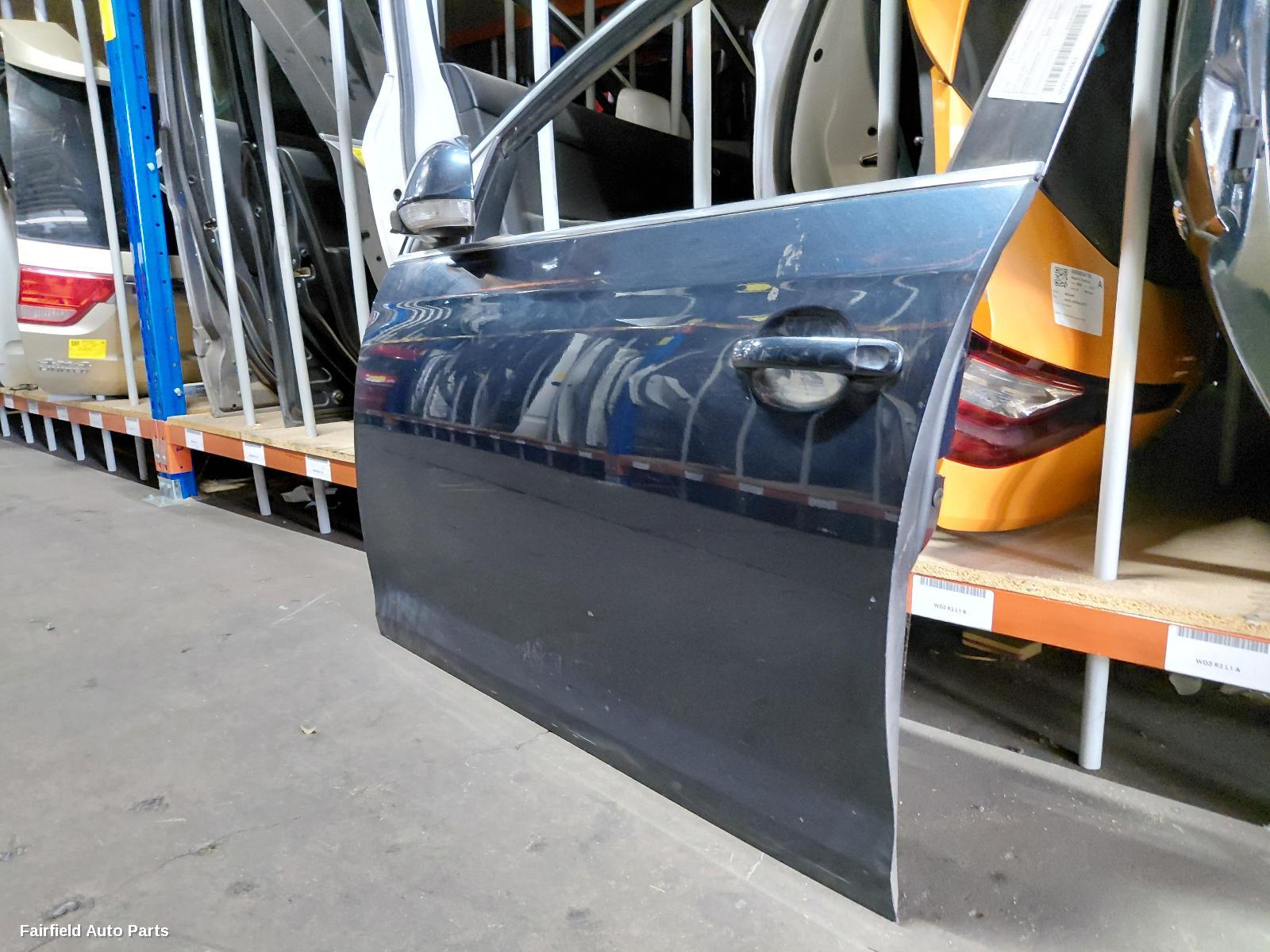 2006-2011 Volkswagen Jetta Left Front Door