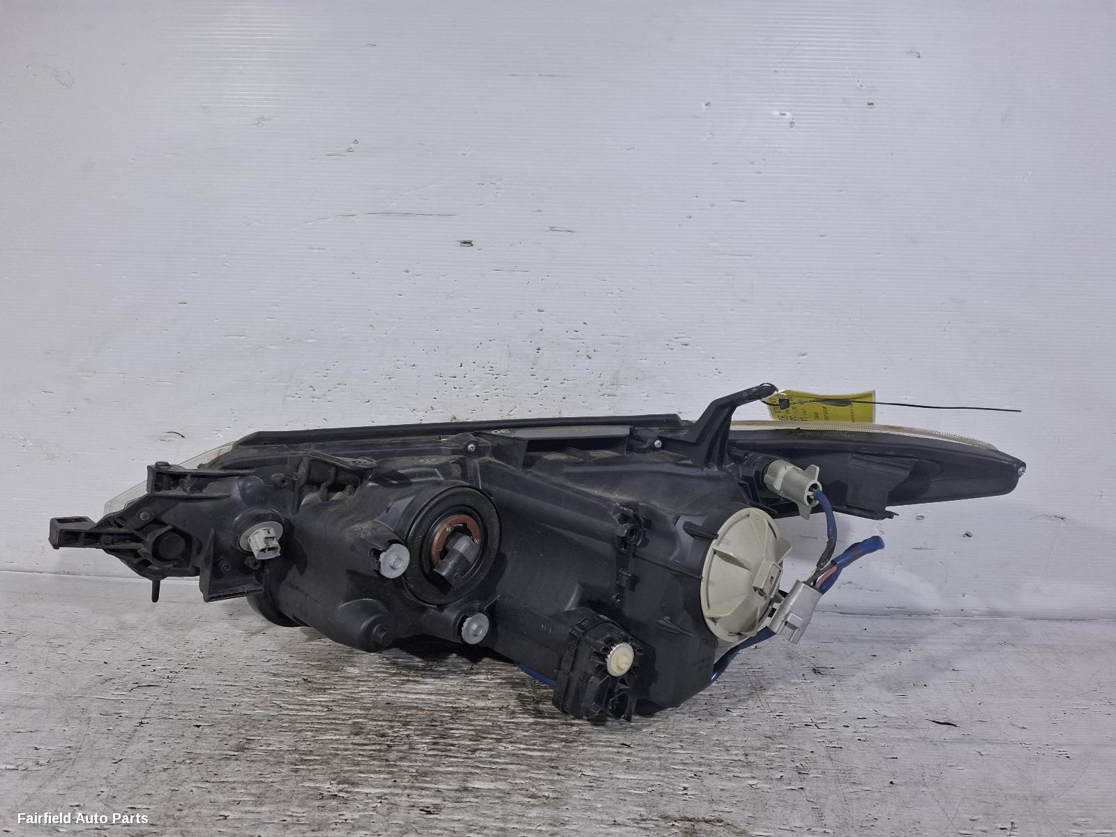 2006-2008 Toyota Tarago Right Headlamp