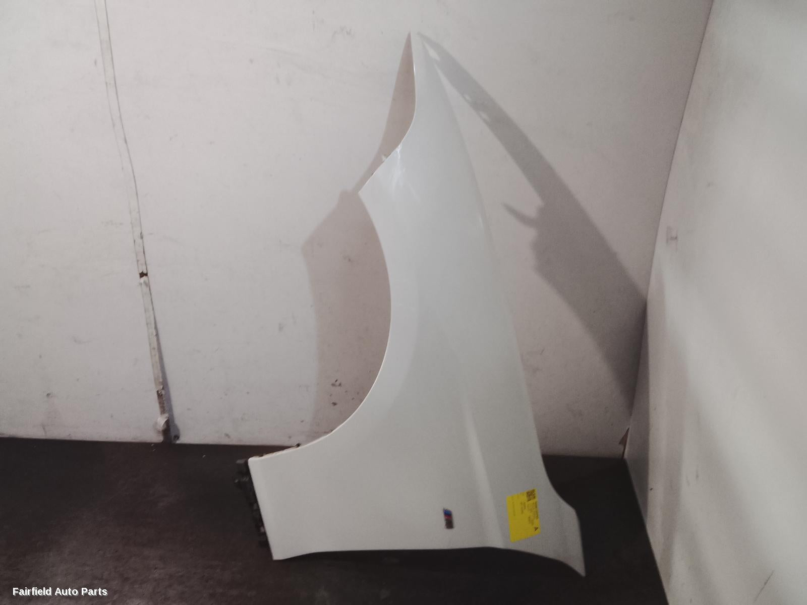 2011-2019 Bmw 1 Series Left Guard