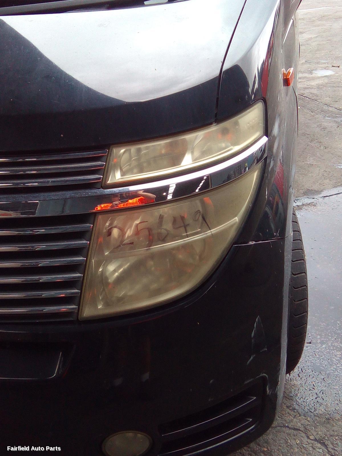2002-2004 Nissan Elgrand Right Headlamp