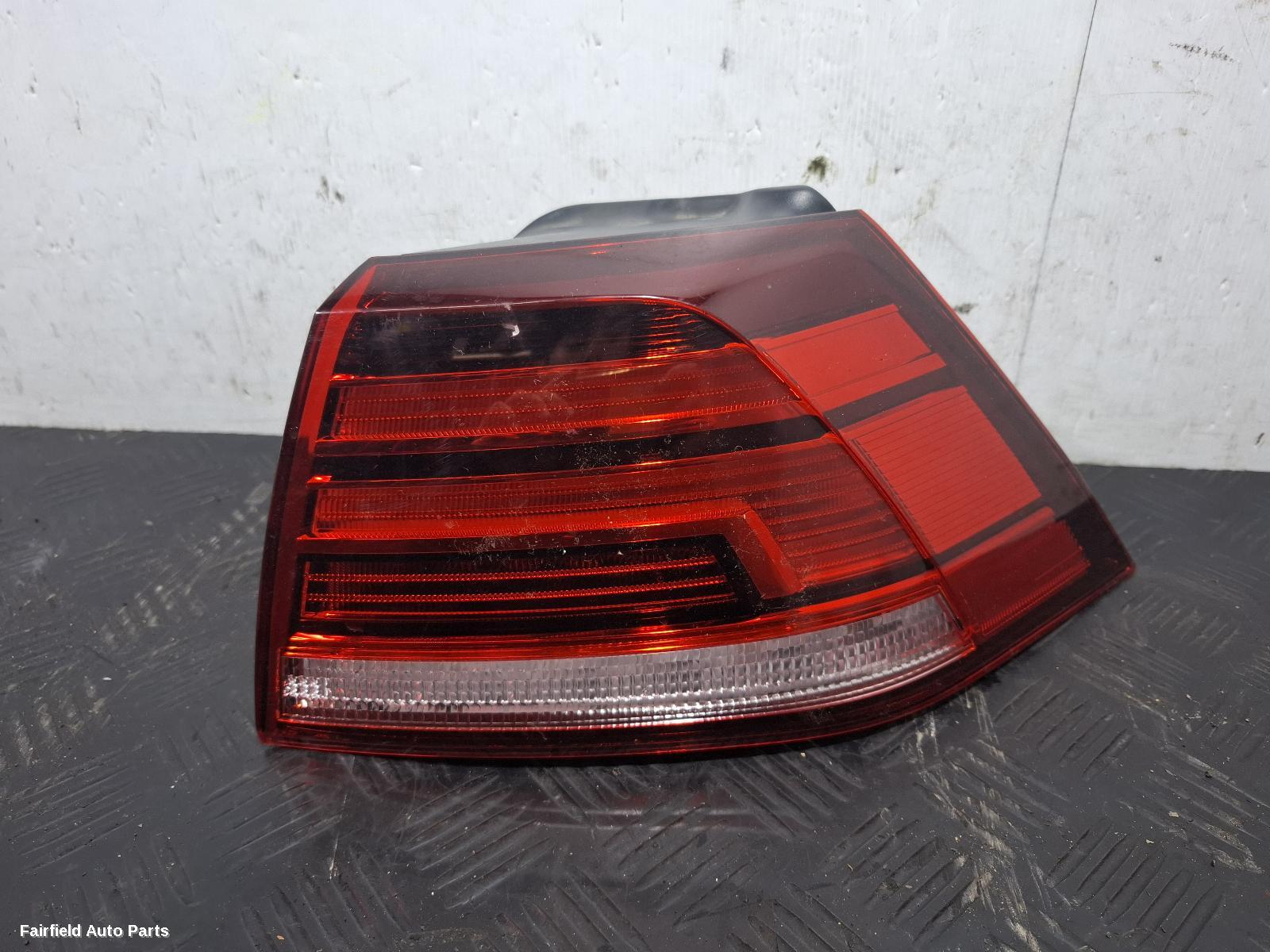 2017-2020 Volkswagen Golf Right Taillight