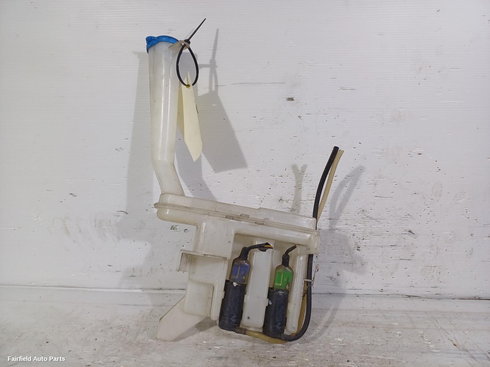 2009-2014 Suzuki Alto Washer Bottle