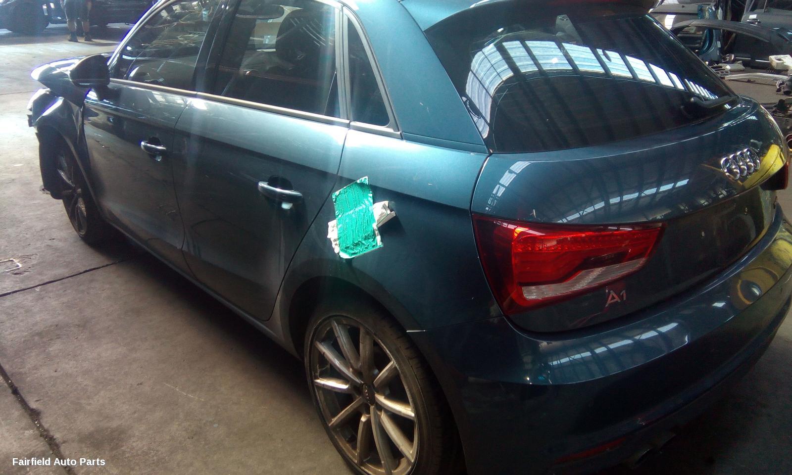 2010-2018 Audi A1 Right Door Mirror