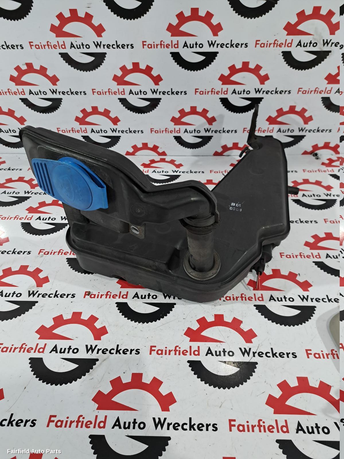 2009-2017 Audi Q5 Washer Bottle