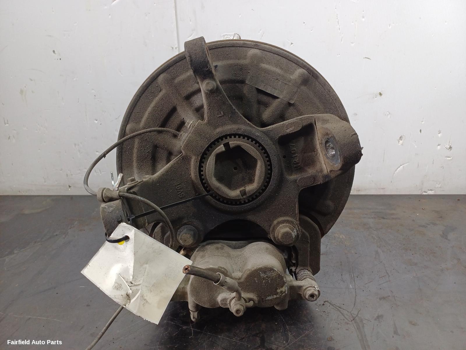 2017-2025 Ldv D90 Left Front Hub Assembly