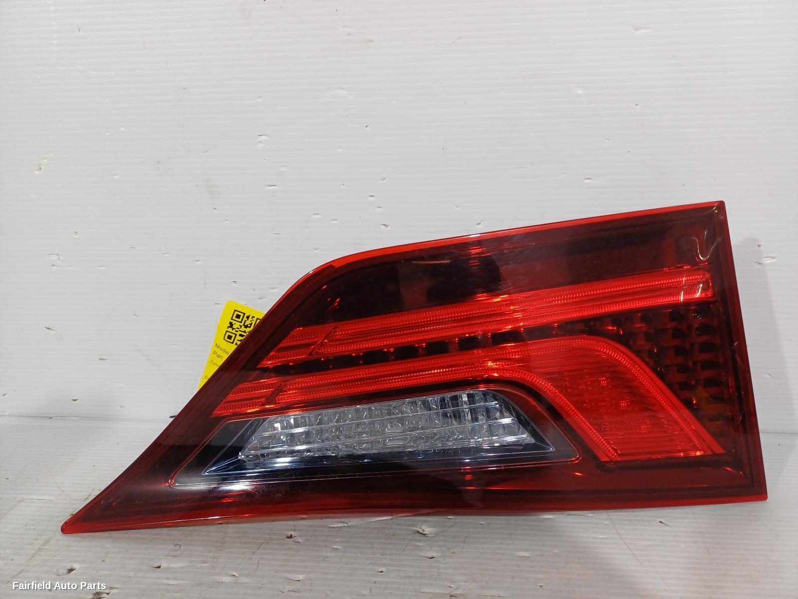 2012-2015 Lexus Gs Rear Garnish