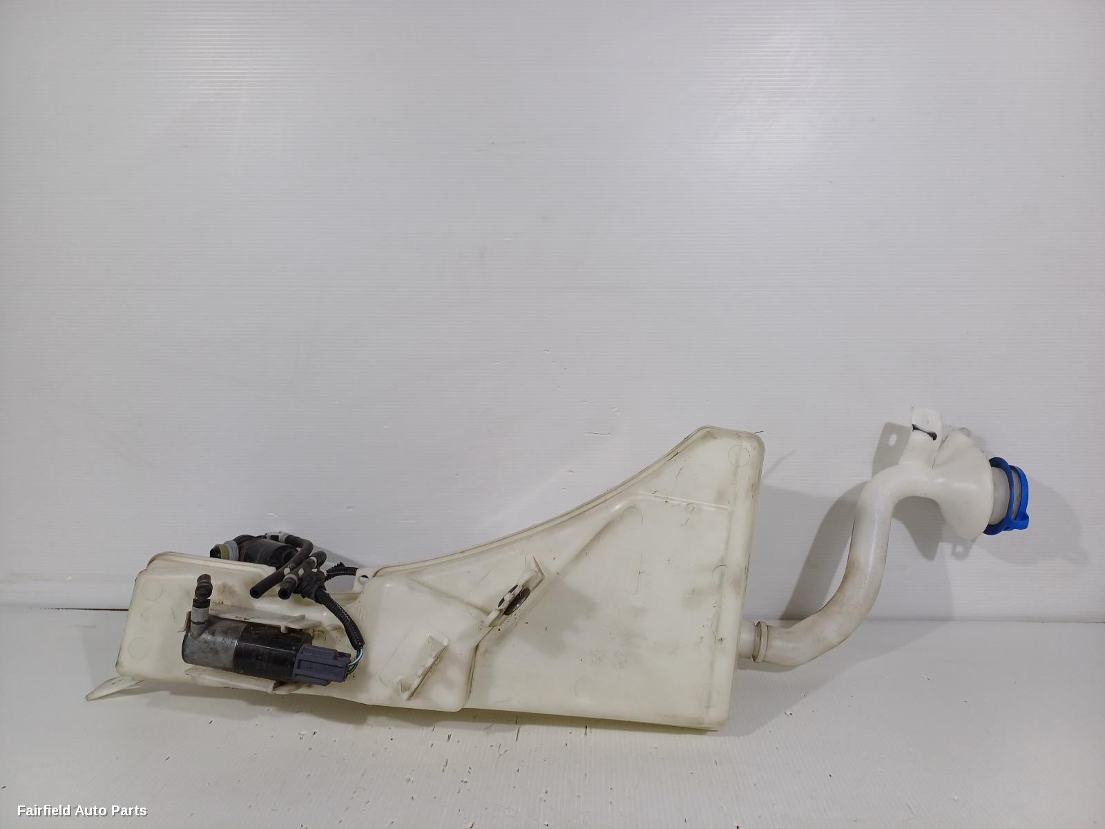 2015-2026 Volvo Xc90 Washer Bottle