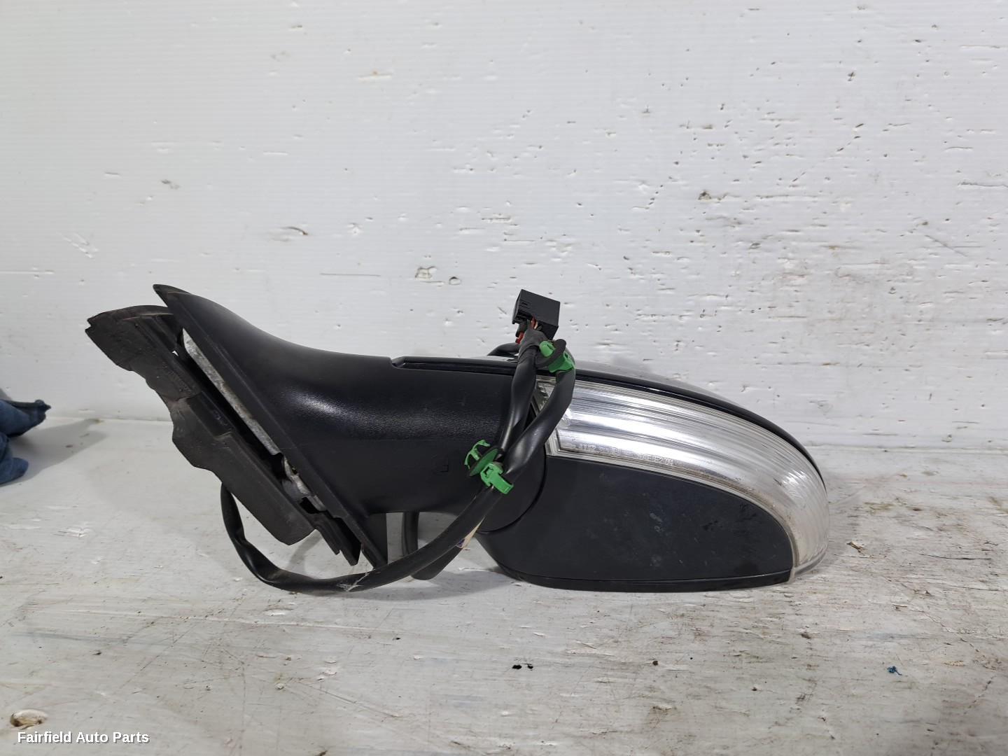 2006-2011 Volkswagen Jetta Left Door Mirror