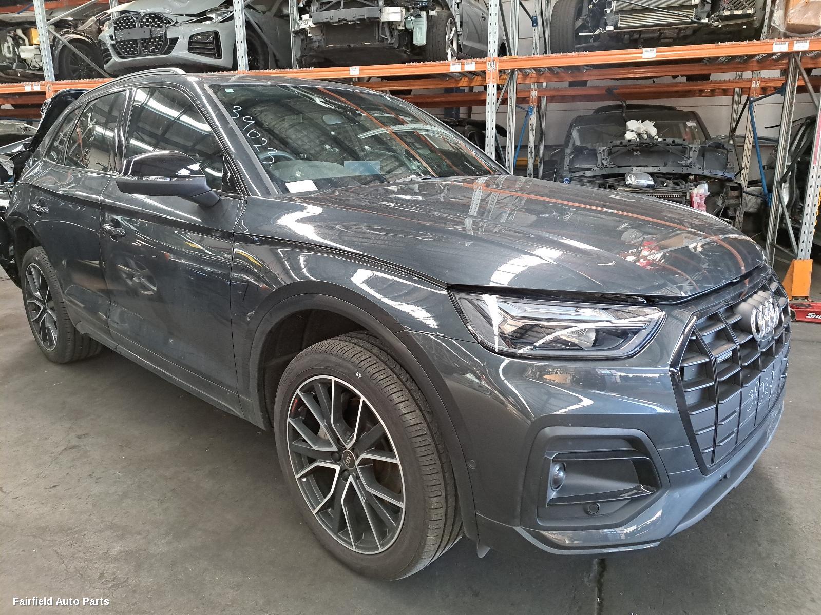 2022 Audi Q5 Fuel Door   Filler