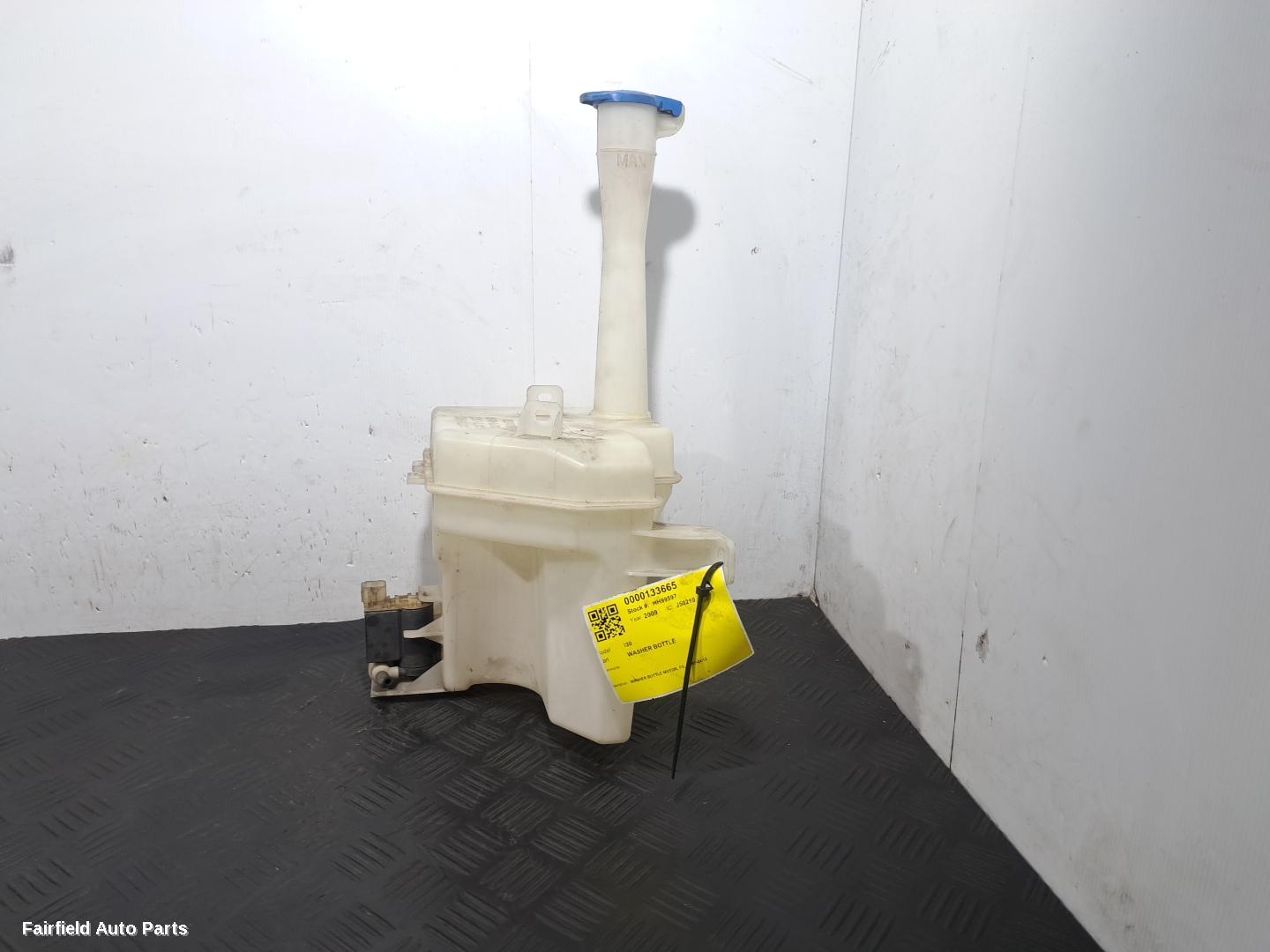 2007-2012 Hyundai I30 Washer Bottle