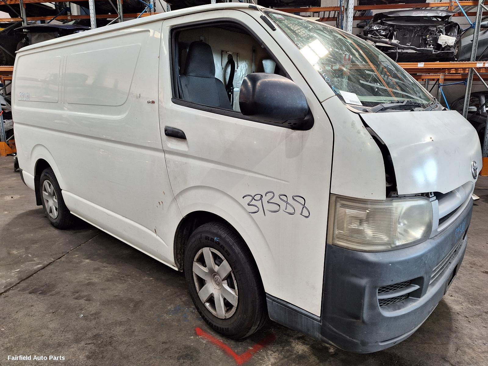 2005 Toyota Hiace F Bar Reinforc Brack