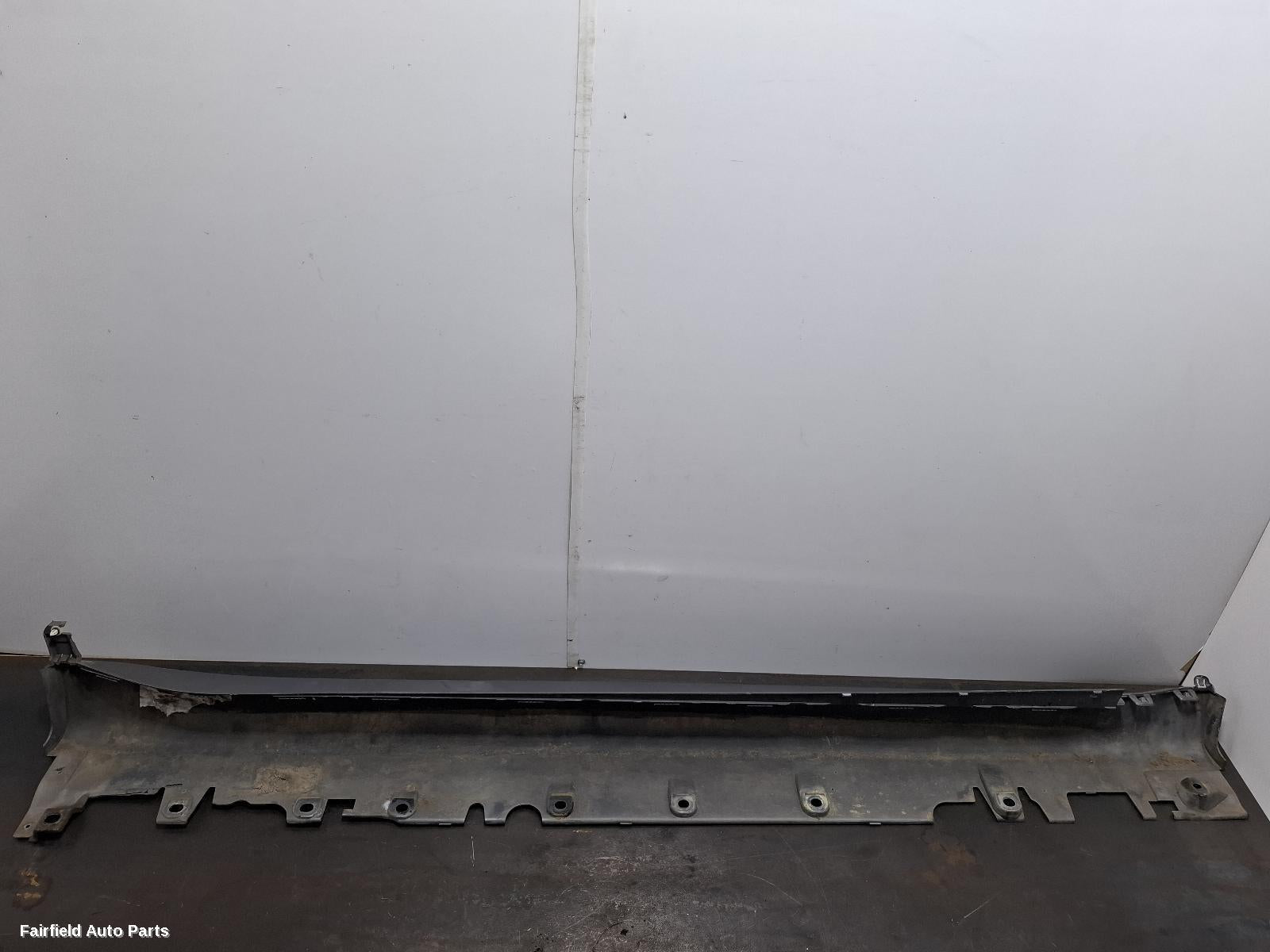 2014-2019 Bmw X6 Side Step Skirt