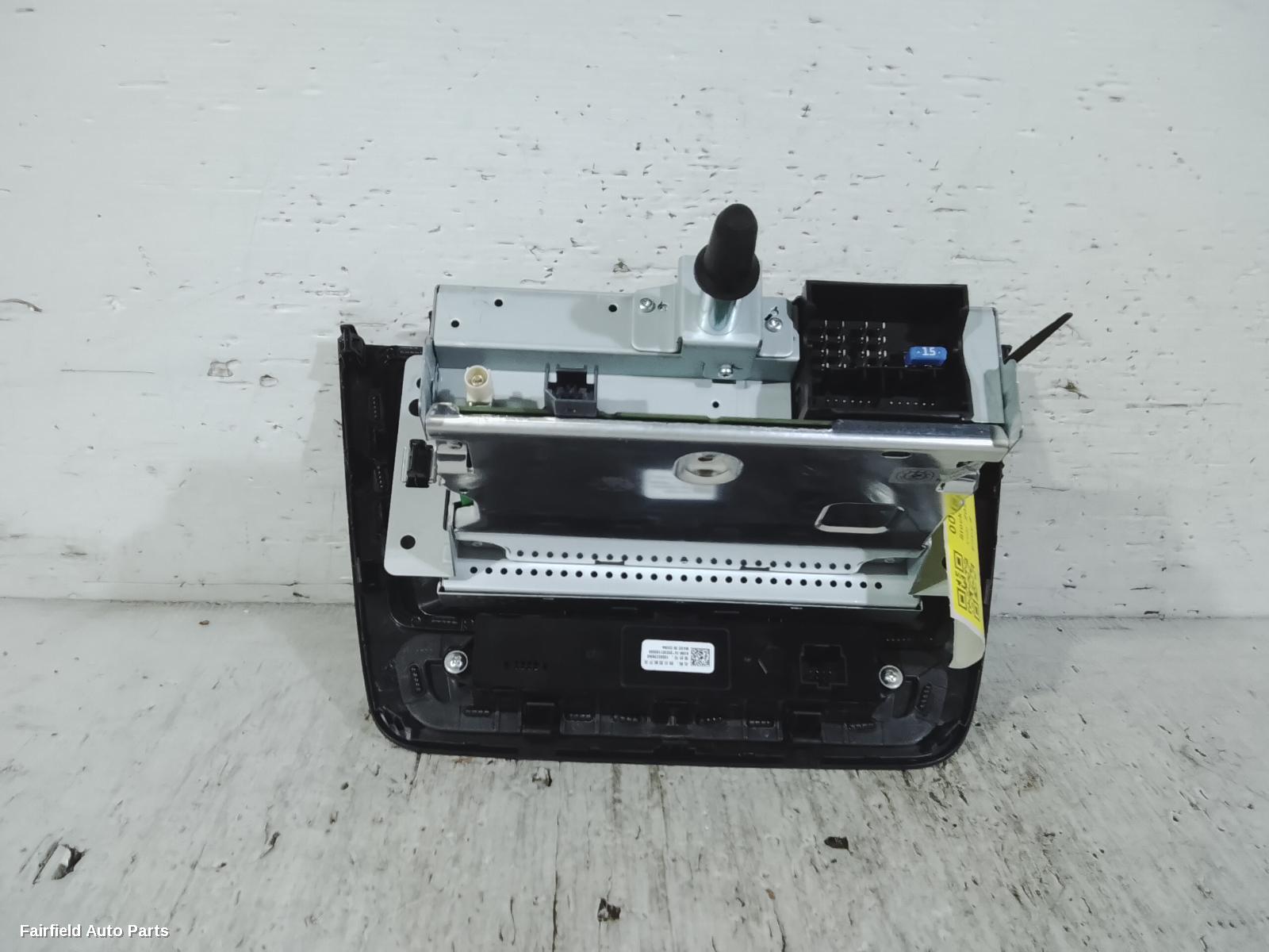 2017-2024 Mg Zs Radio Cd Dvd Sat Tv