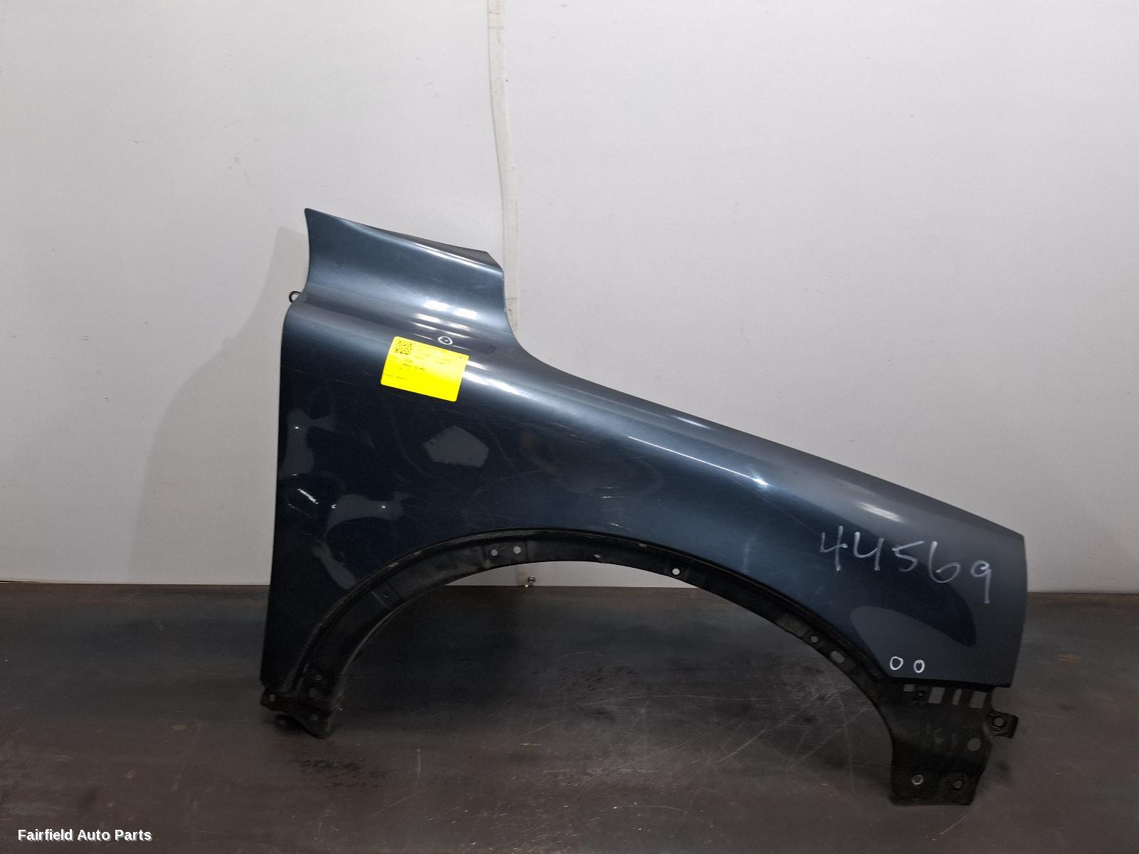 2003-2014 Volvo Xc90 Right Guard