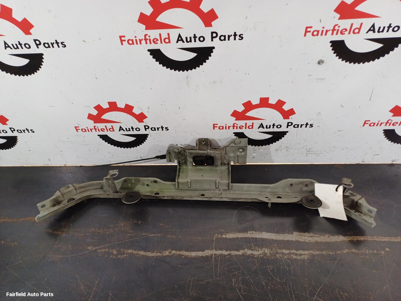 2004-2013 Nissan Tiida Radiator Support