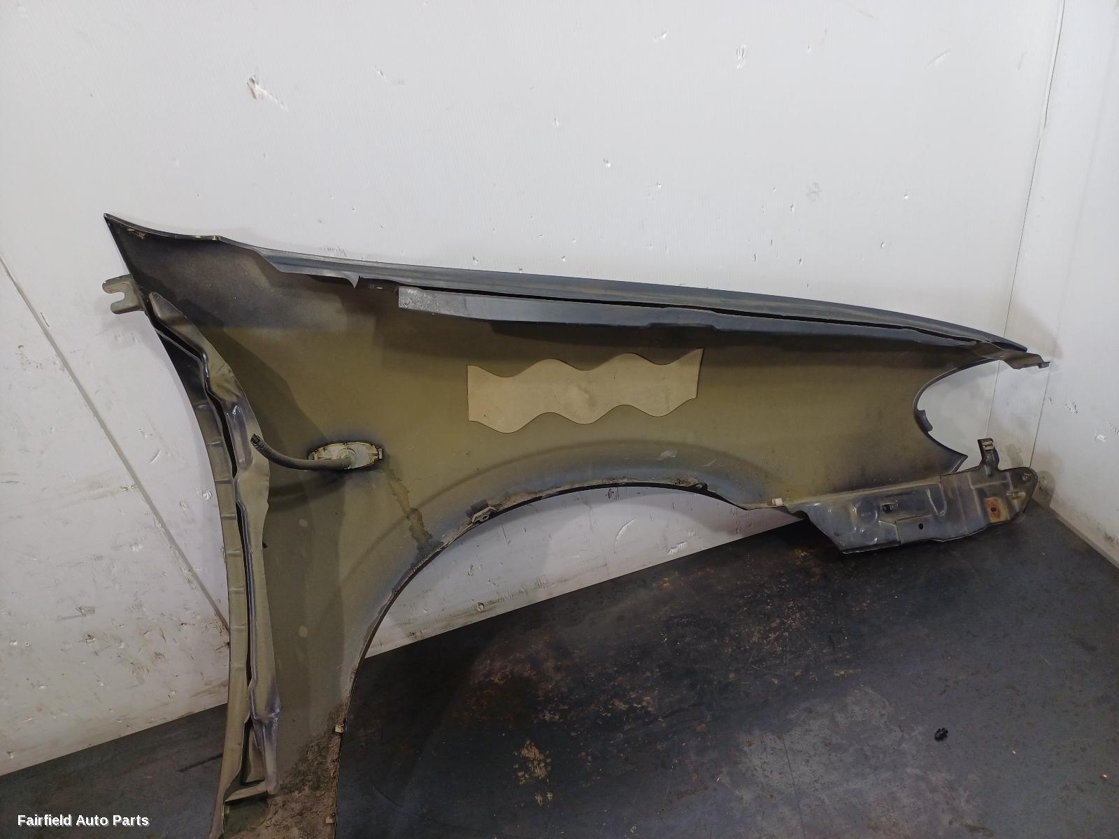2001-2003 Nissan Pulsar Left Guard