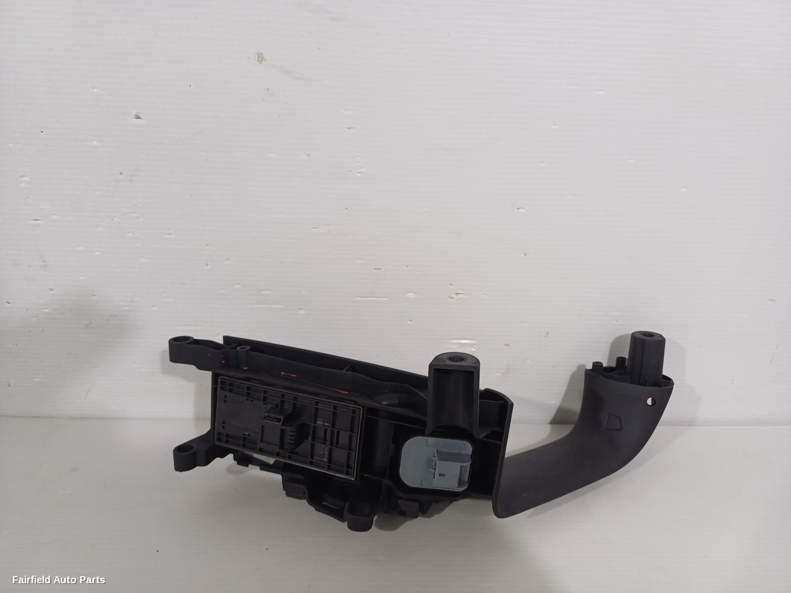 2012-2018 Audi Q3 Pwr Dr Wind Switch