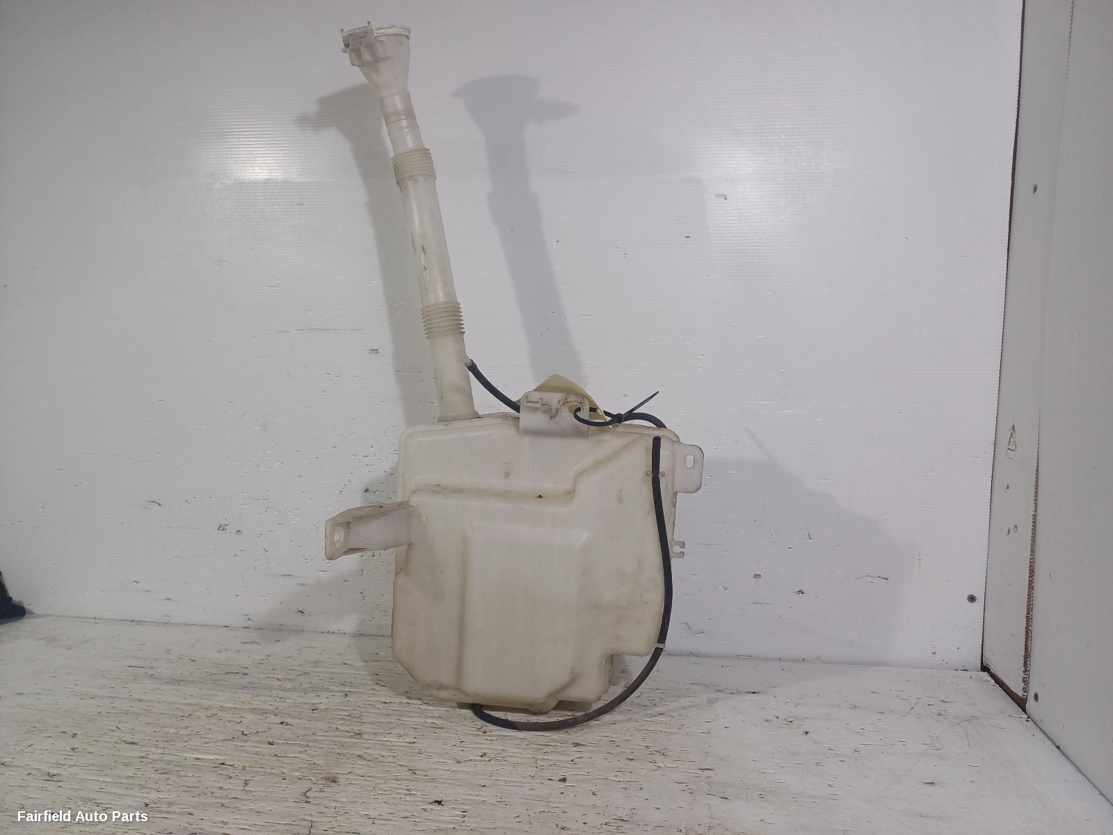 2012-2016 Mitsubishi Outlander Washer Bottle