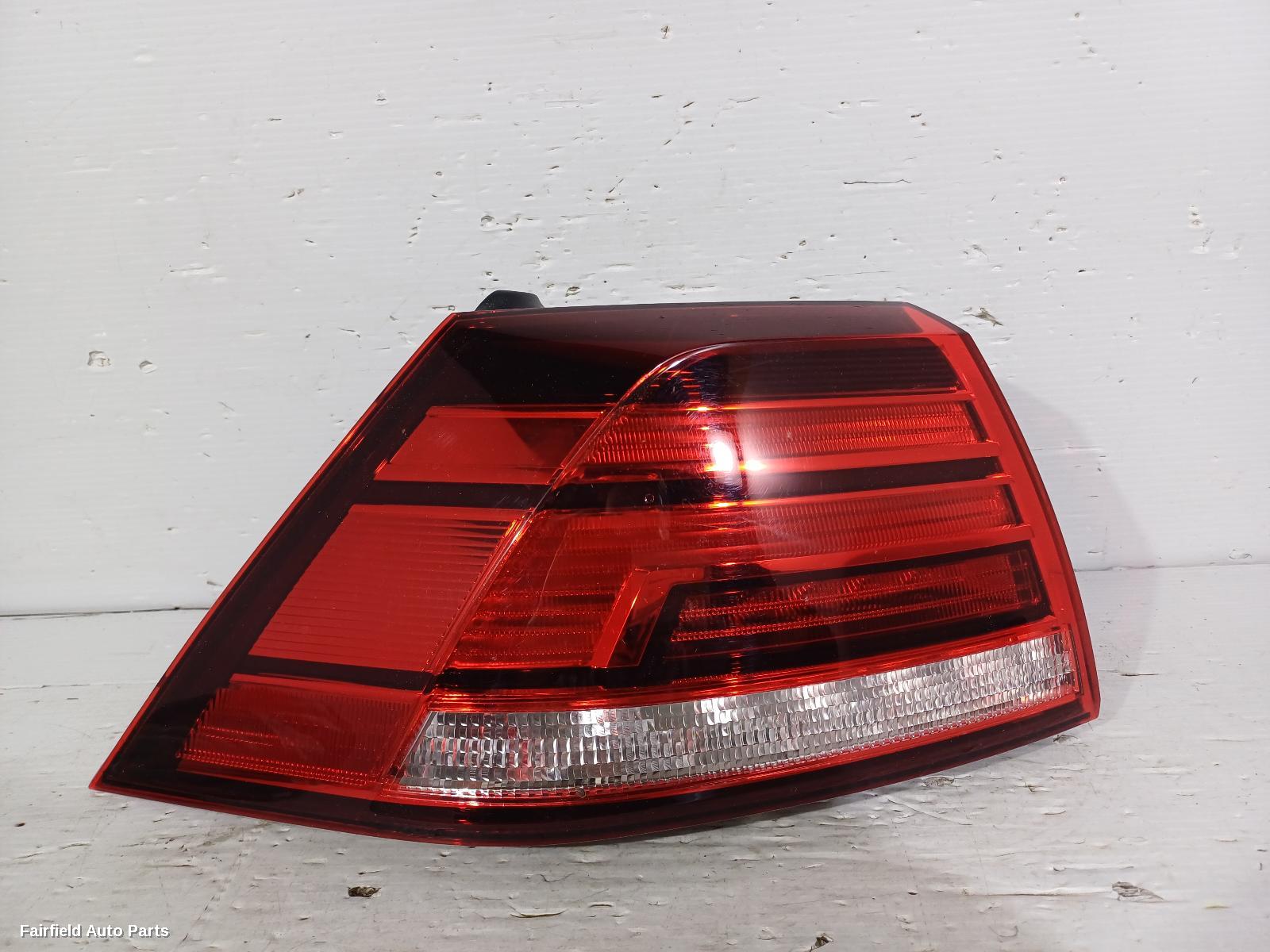 2017-2020 Volkswagen Golf Left Taillight
