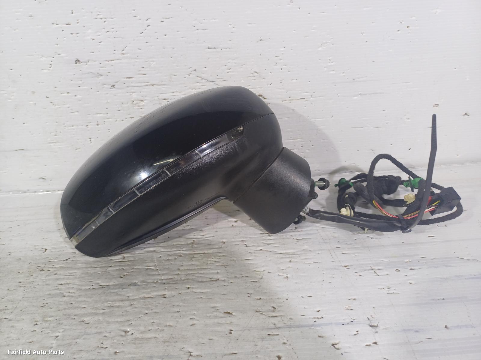 2010-2018 Audi A1 Right Door Mirror