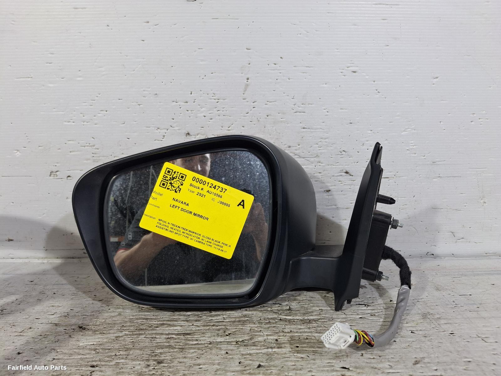 2019-2021 Nissan Navara Left Door Mirror