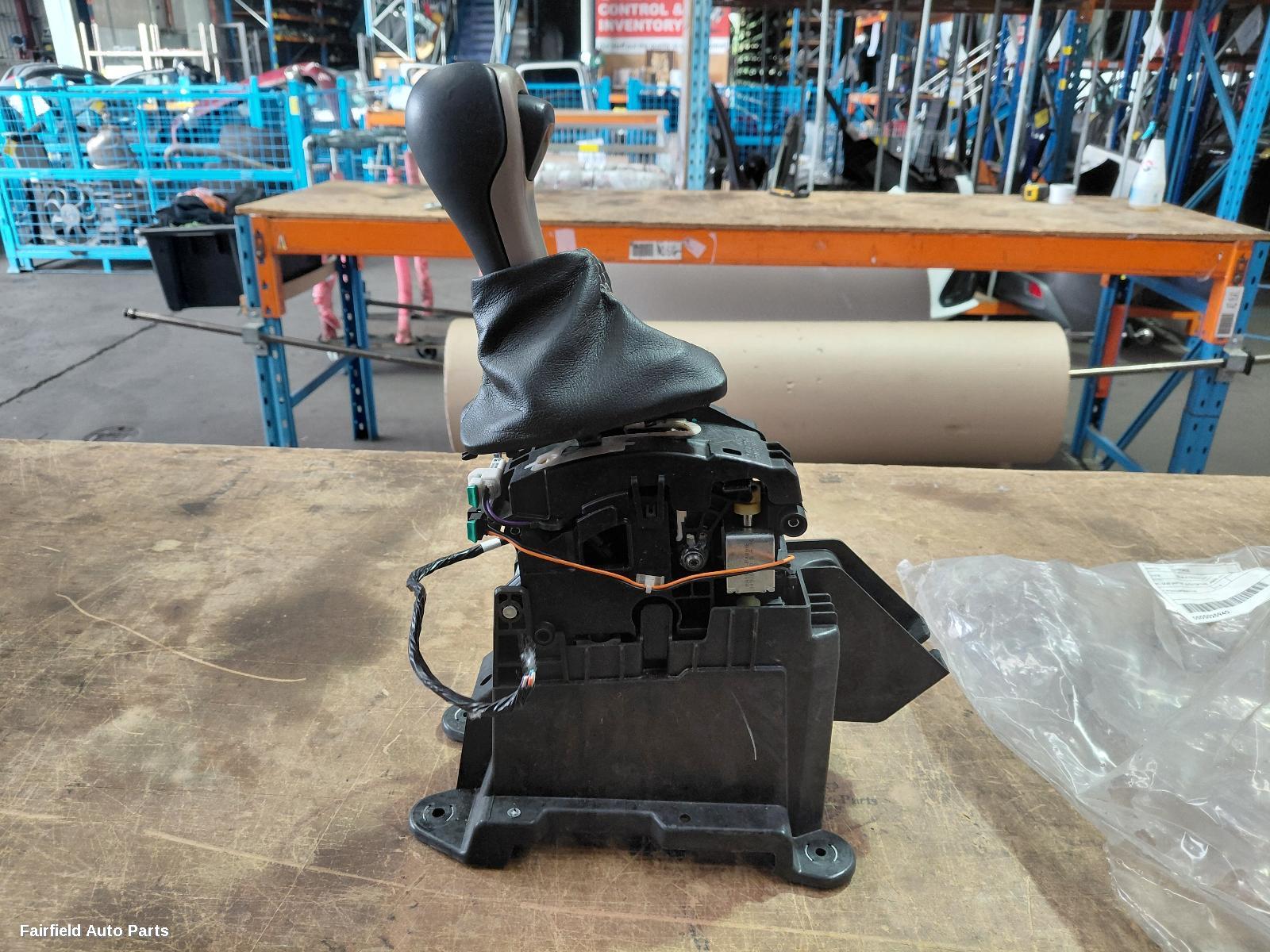 2014-2021 Jeep Cherokee Gear Stick Shifter