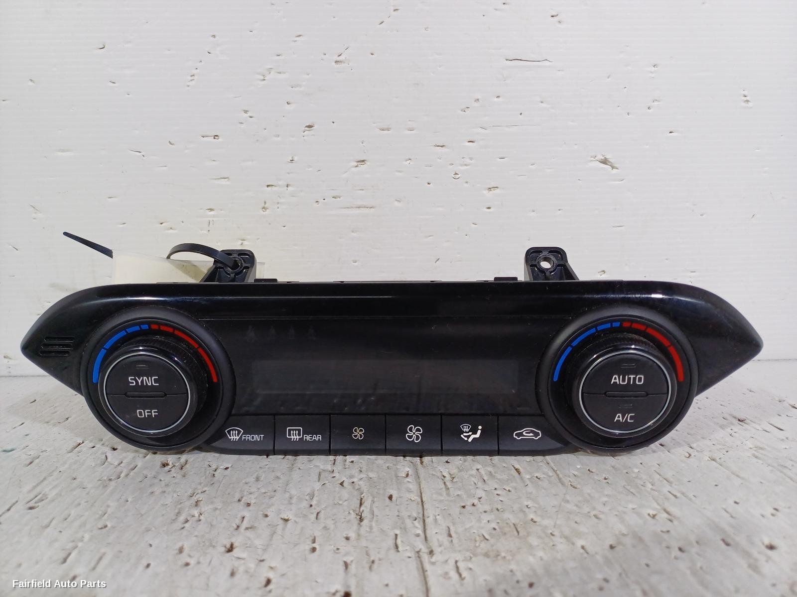 2018-2024 Kia Cerato Heater Ac Controls