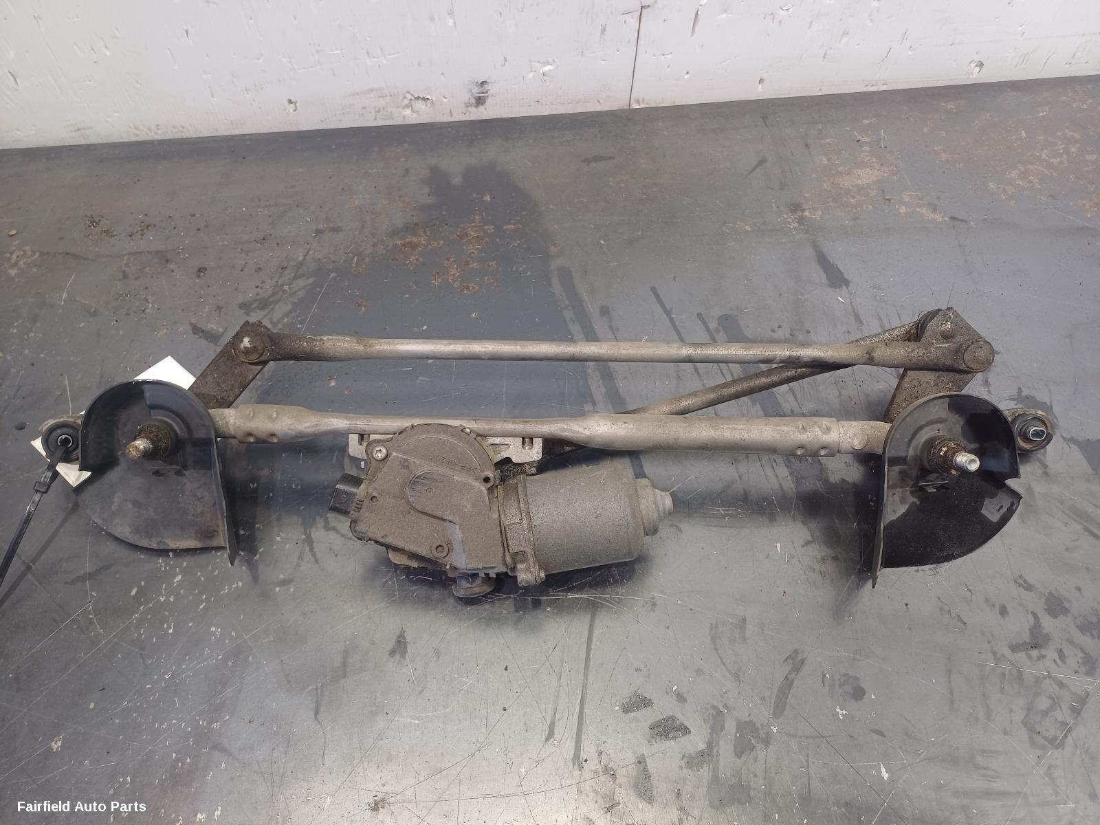 2012-2021 Mitsubishi Outlander Wiper Motor