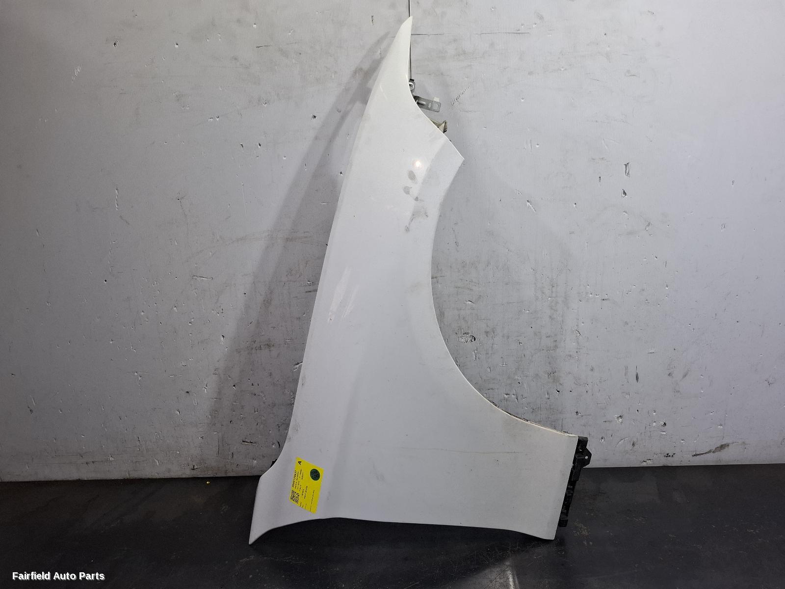 2011-2019 Bmw 1 Series Right Guard