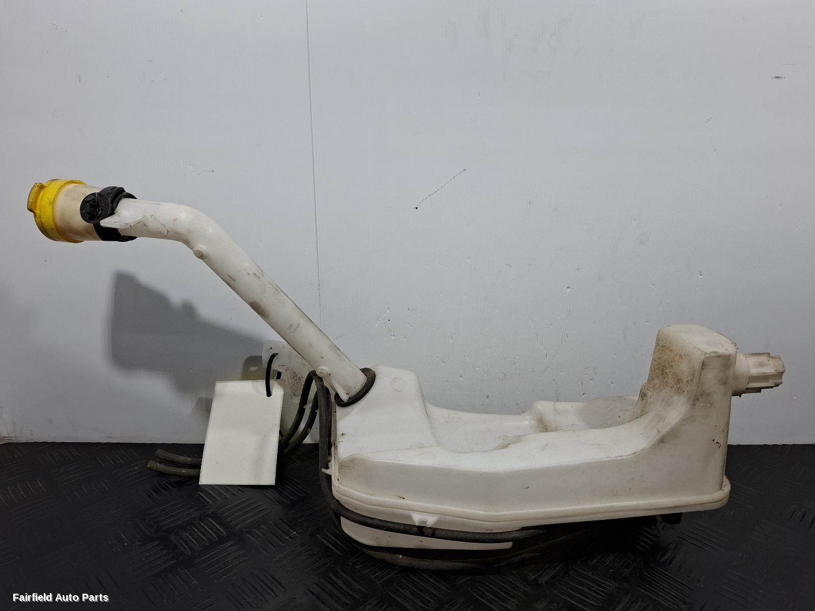 2014-2017 Renault Captur Washer Bottle