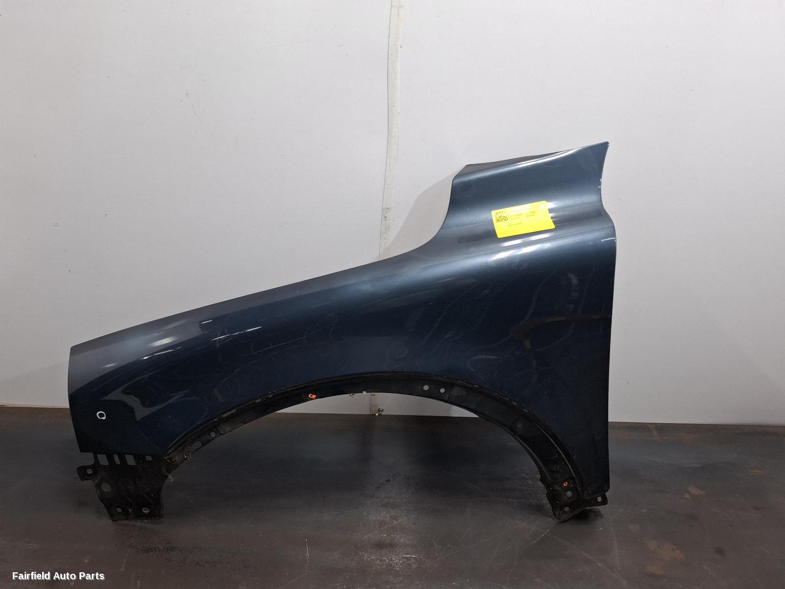 2003-2014 Volvo Xc90 Left Guard