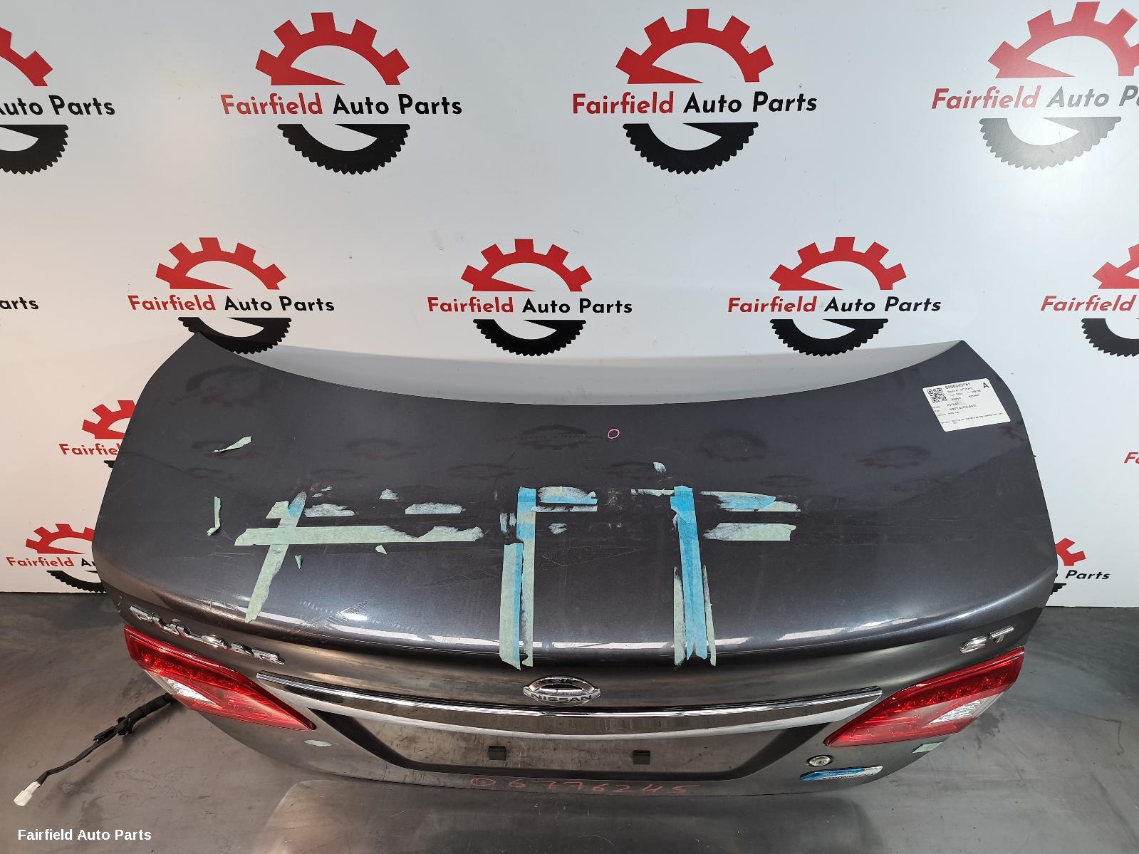 2012-2017 Nissan Pulsar Bootlid Tailgate