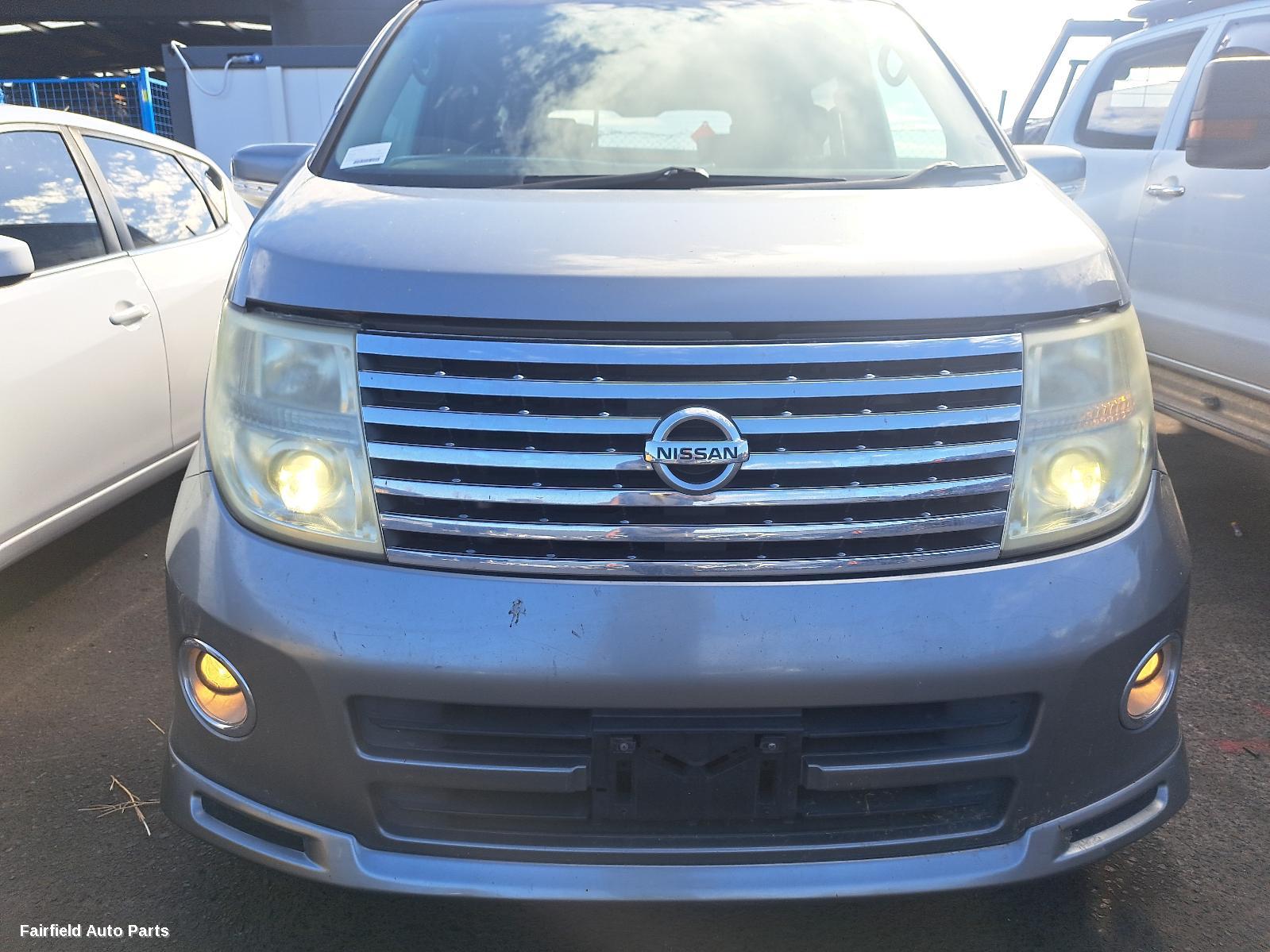 2004-2010 Nissan Elgrand Right Guard