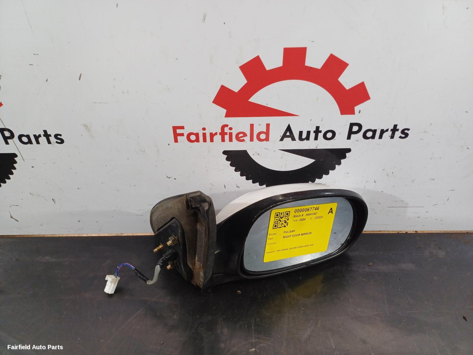 2003-2005 Nissan Pulsar Right Door Mirror