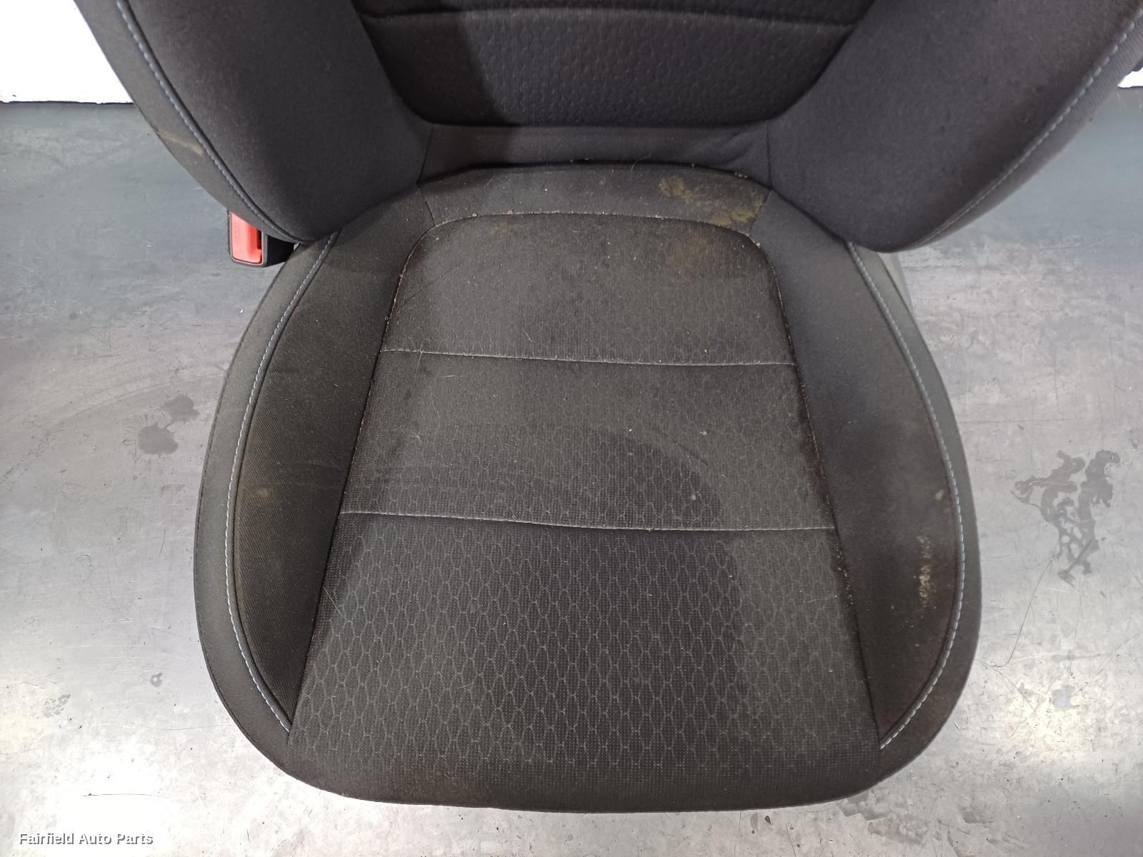 2017-2021 Hyundai I30 Front Seat