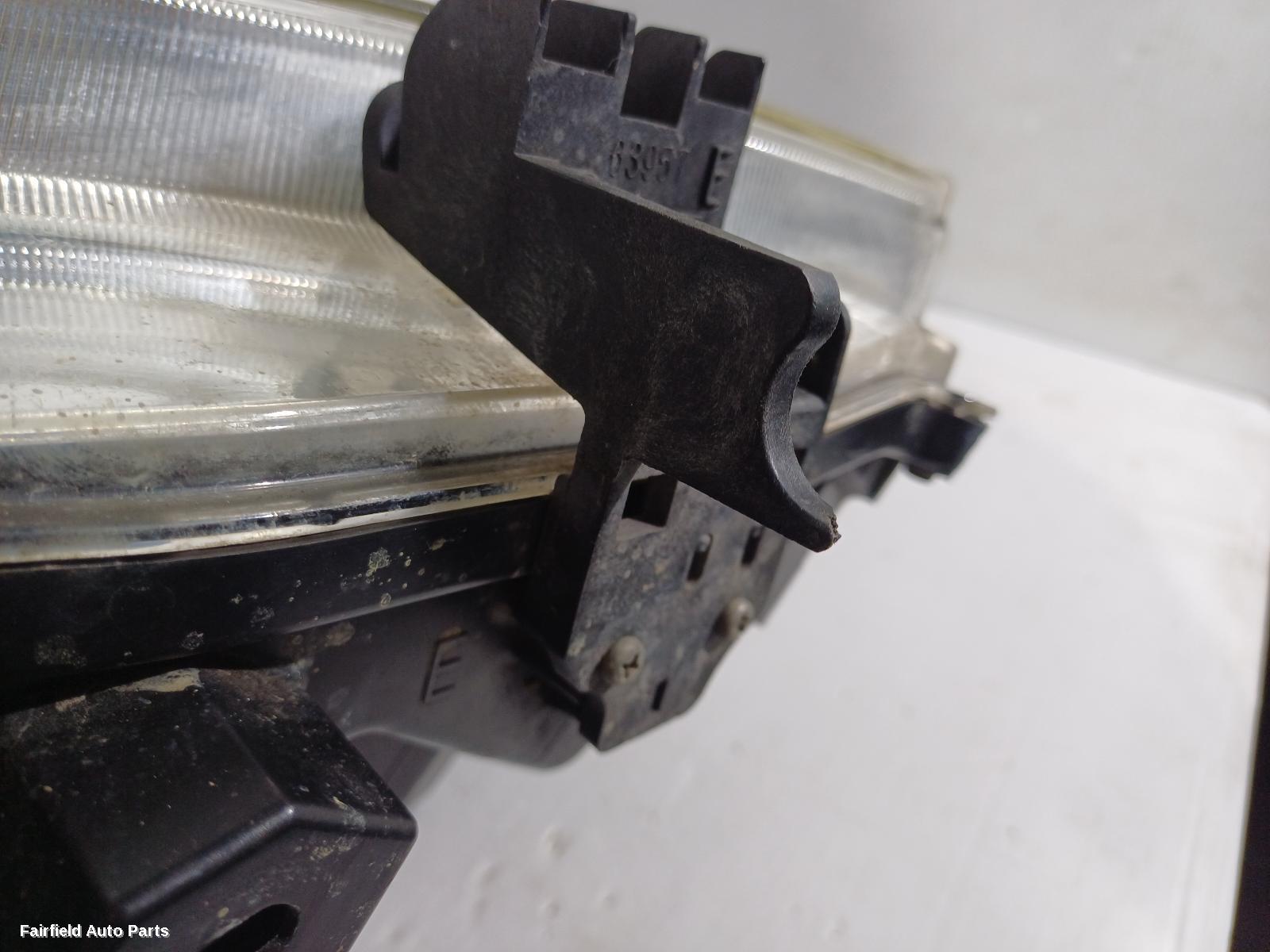 2010-2013 Nissan Elgrand Right Headlamp