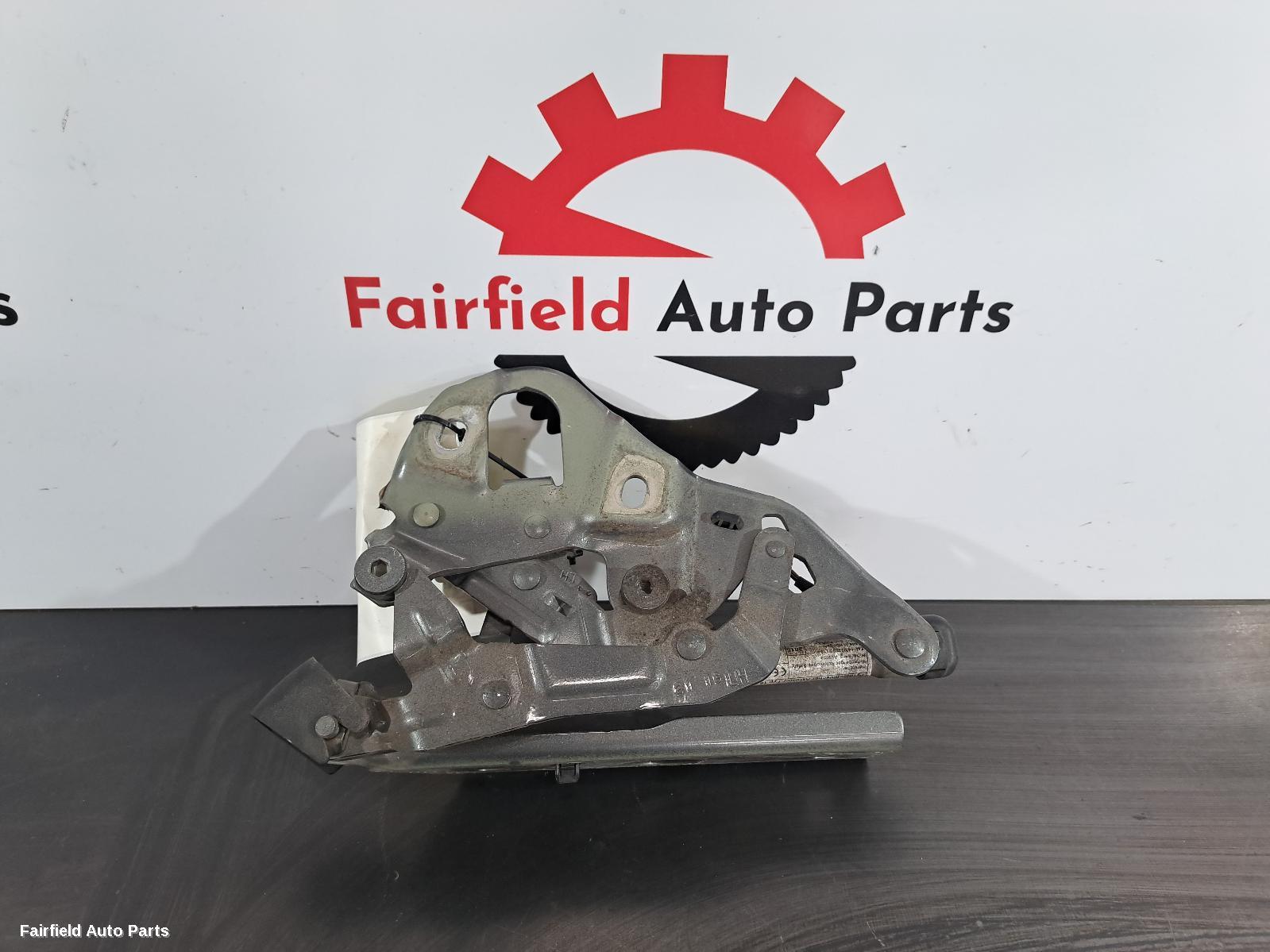 2015-2025 Audi Q7 Bonnet Hinge Strut