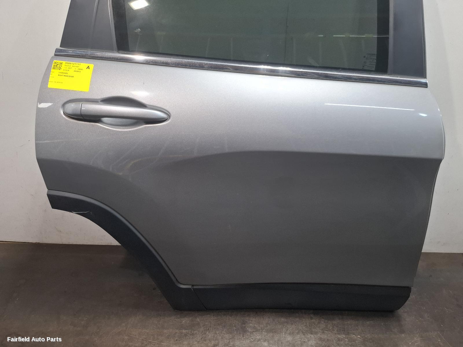 2014-2022 Jeep Cherokee Right Rear Door Sliding
