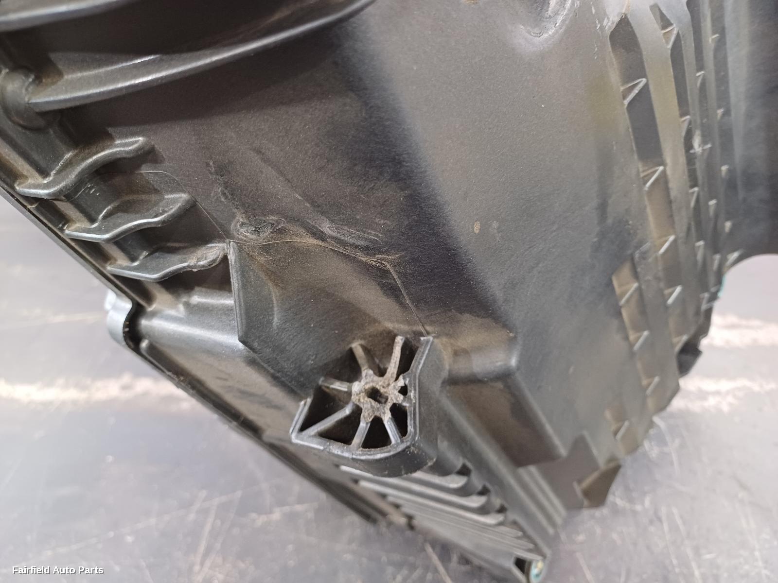 2004-2009 Mercedes E Class Air Cleaner Box