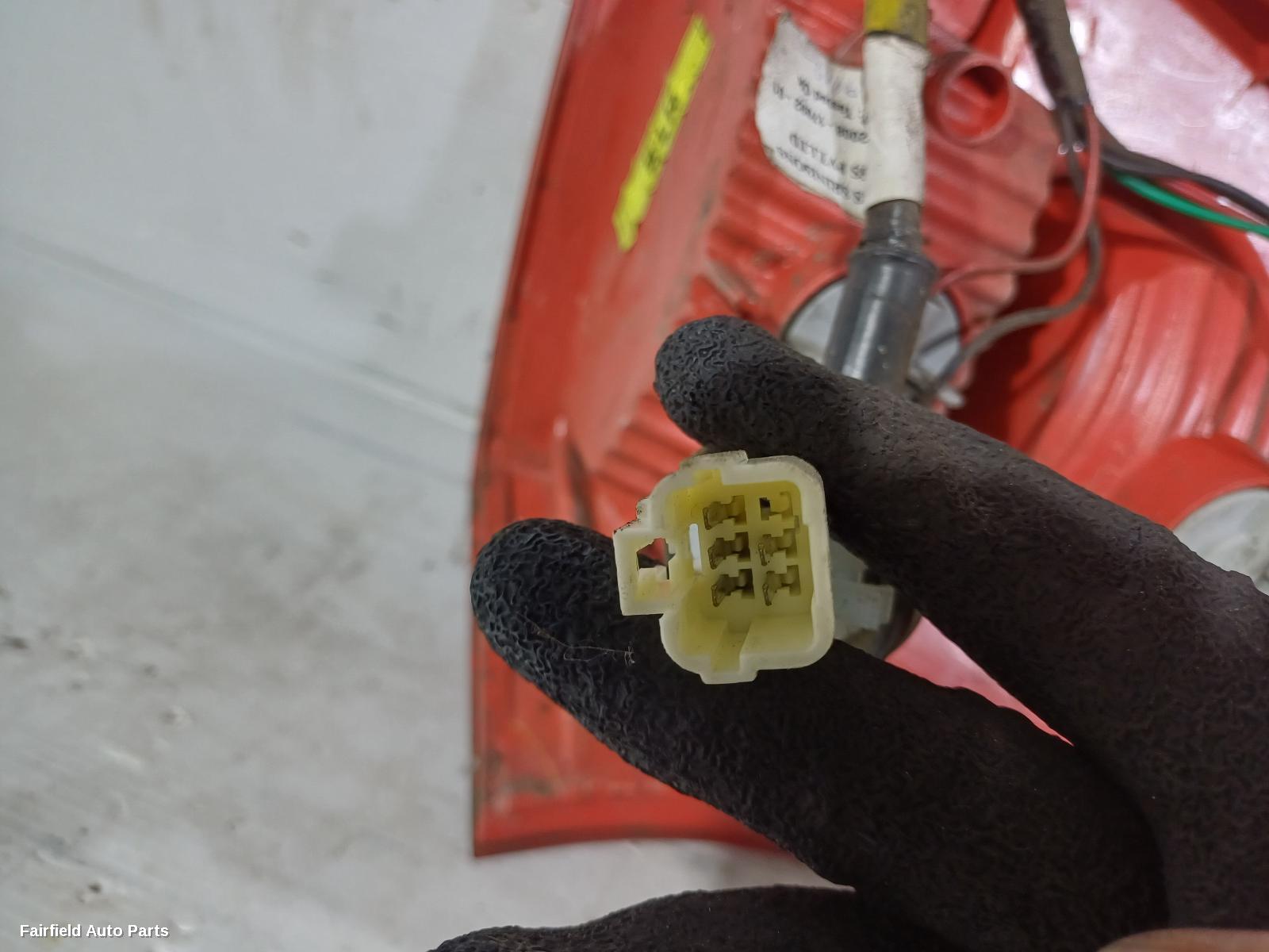 2009-2014 Suzuki Alto Left Taillight